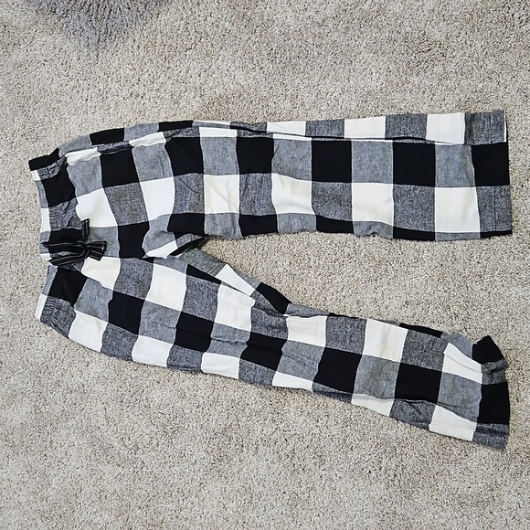 LN Old Navy women's M plaid check pj set - Picture 7 of 10